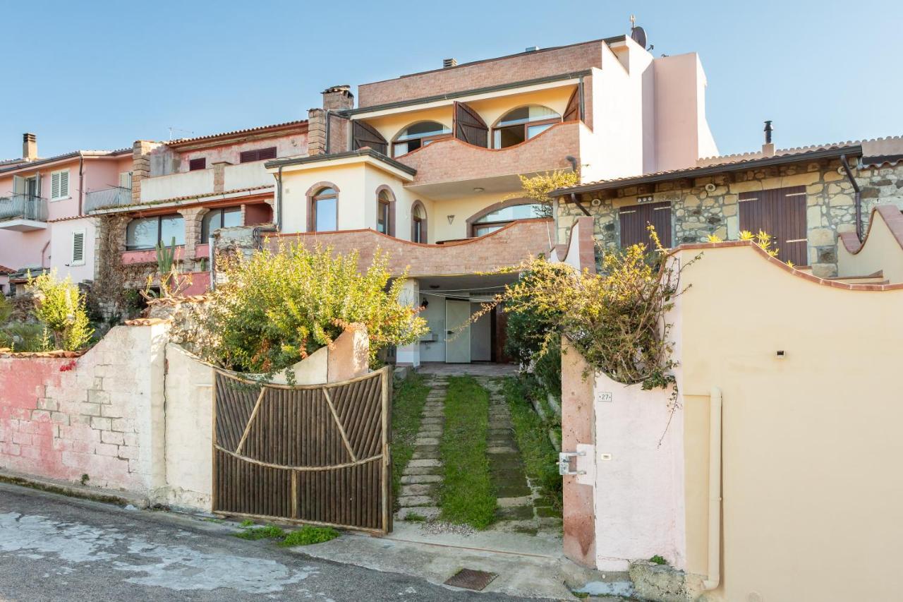 Casa Vista Mare Bosa/Magomadas Екстериор снимка
